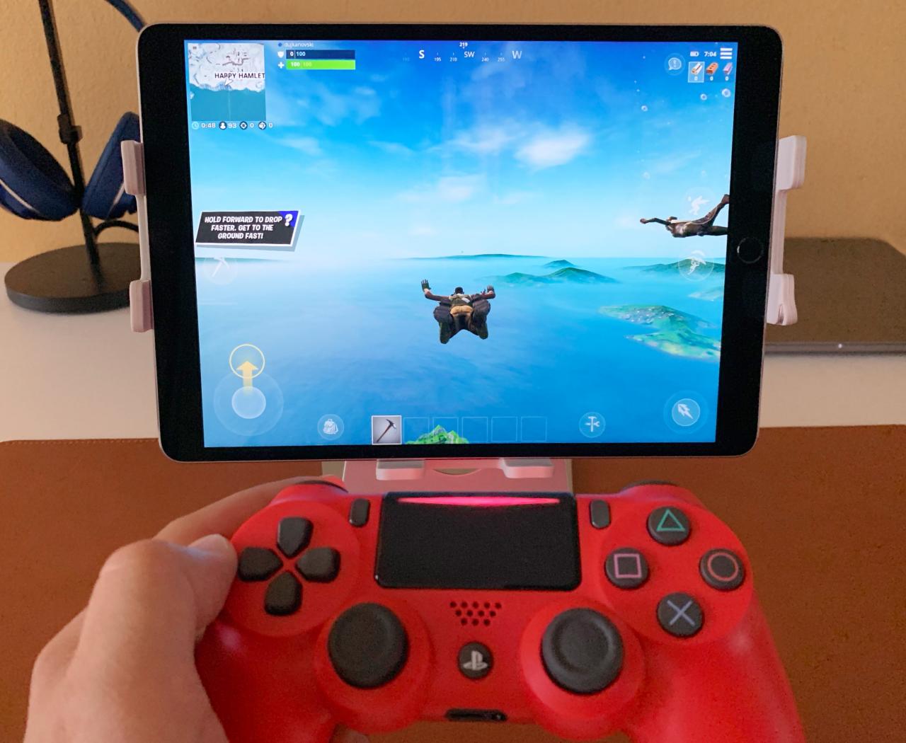 Come abbinare e utilizzare i controller Xbox e PlayStation con iPhone