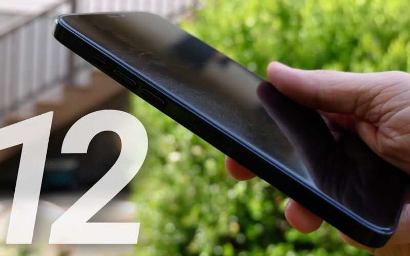 Le immagini trapelate affermano di mostrare un nuovo cavo Lightning per iPhone 12 con un design in tessuto intrecciato