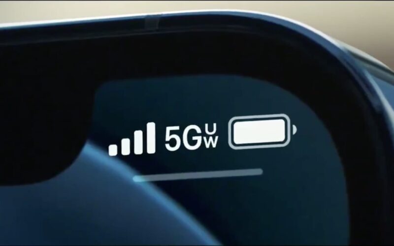 Il nuovo spot di Verizon per iPhone 12 Pro mostra il logo "5G UW" del vettore