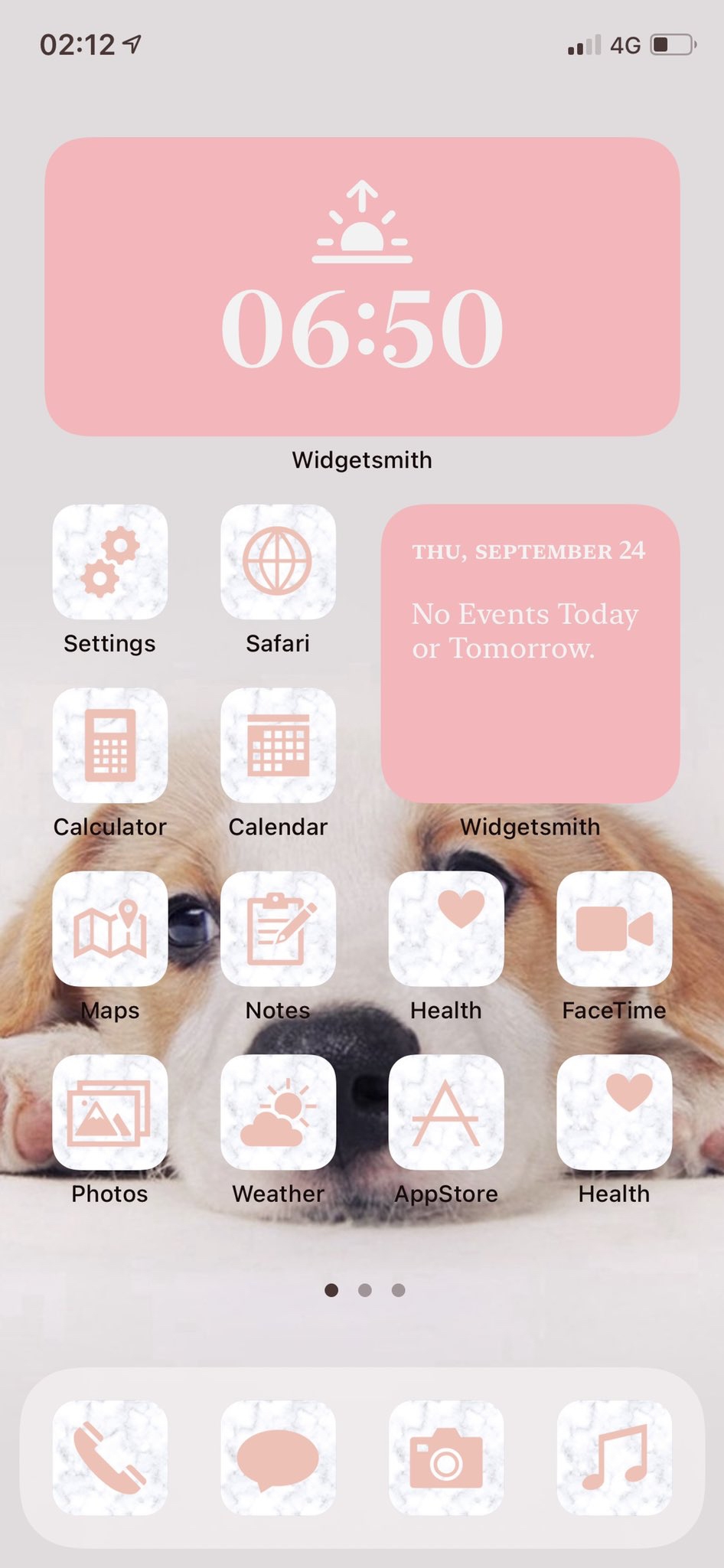 Schermata iniziale di iOS 14 personalizzata con icone rosa