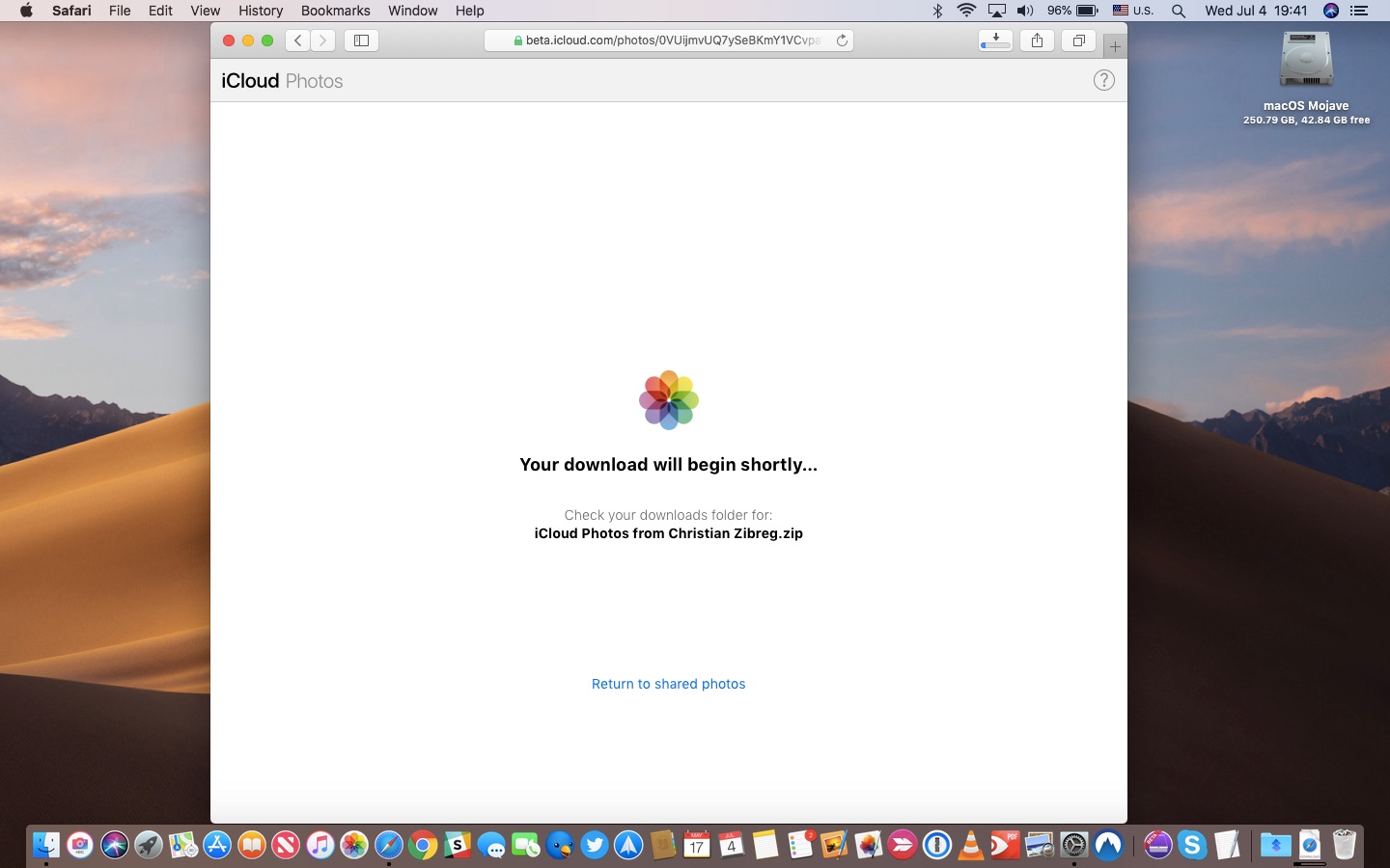 Condividi le foto dell'iPhone: un messaggio su iCloud.com in cui si dice che il download inizierà a breve