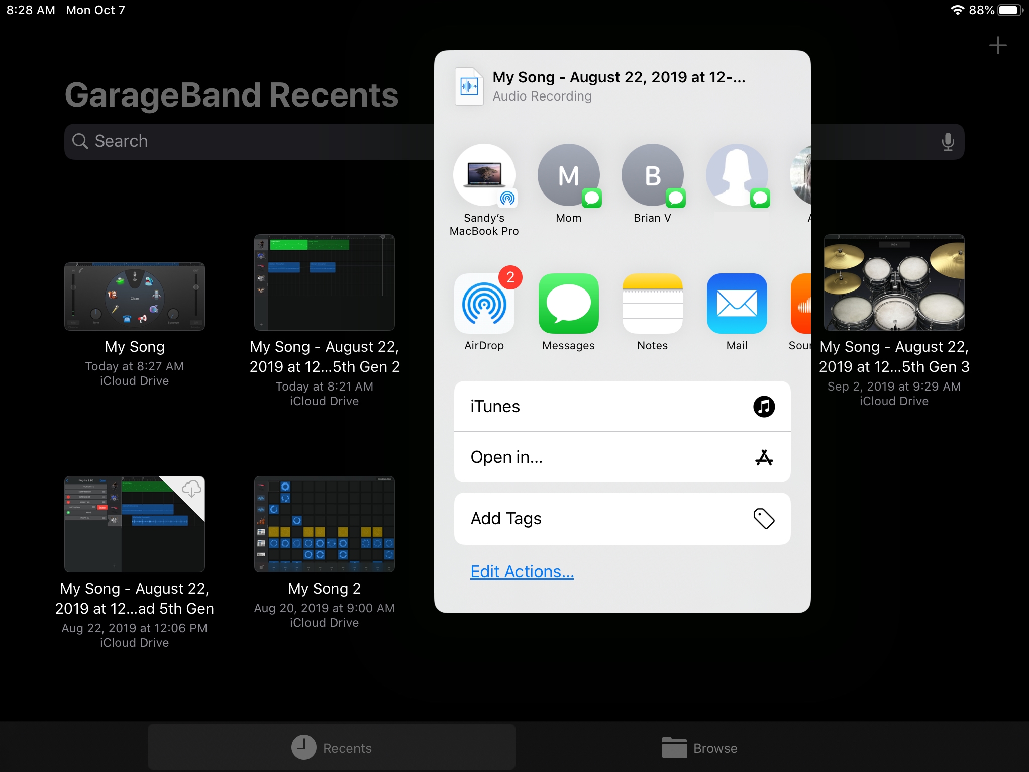 Opzioni di condivisione di GarageBand iPad