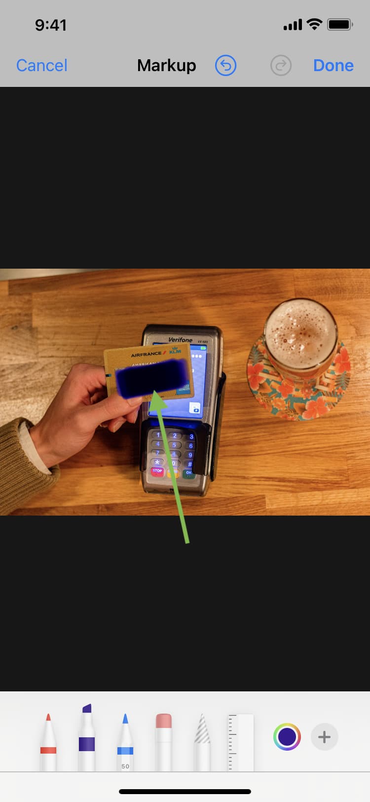 Nascondi la parte sensibile dell'immagine su iPhone